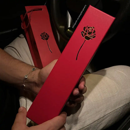🌹 Rose Éternelle en Coffret – Le Cadeau Qui Dure Toute une Vie